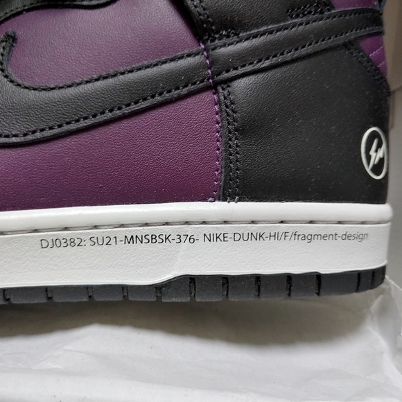 Nike: Dunk High x Fragment Design "Beijing" Sneakers - Picture 7 of 11